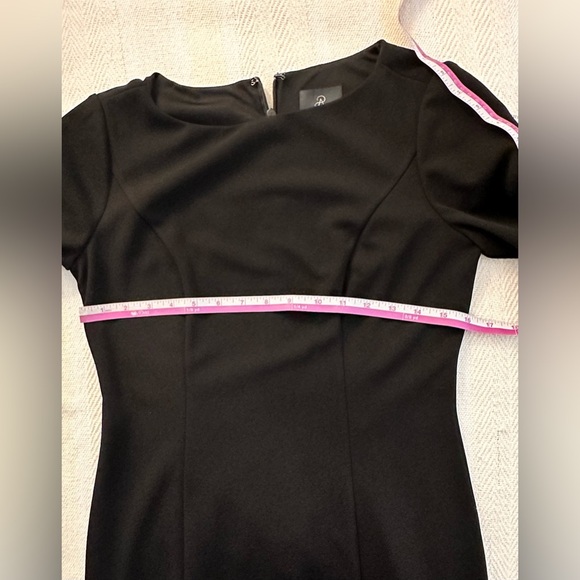 Adrianna Papell Black Stretch Crepe 3/4 Bell Sleeve Boat Neck Sheath Dress Sz 2 - Picture 6 of 13